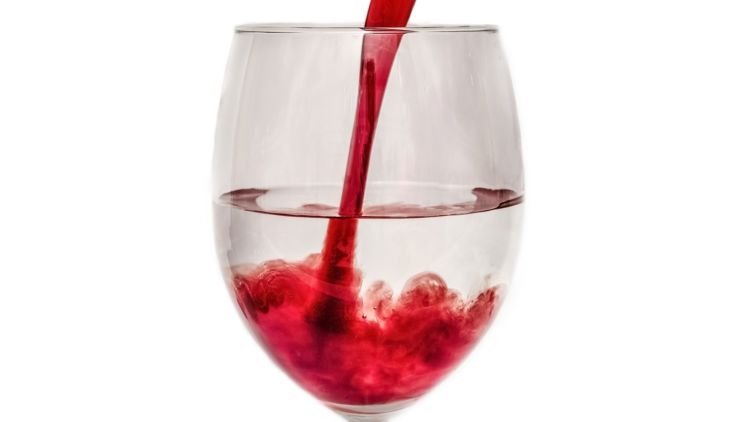 mettre de l eau dans son vin